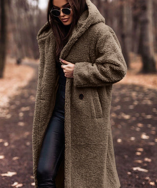 Manteau d’Hiver Féminin – Capuche en Fausse Fourrure & Chaleur Élégante
