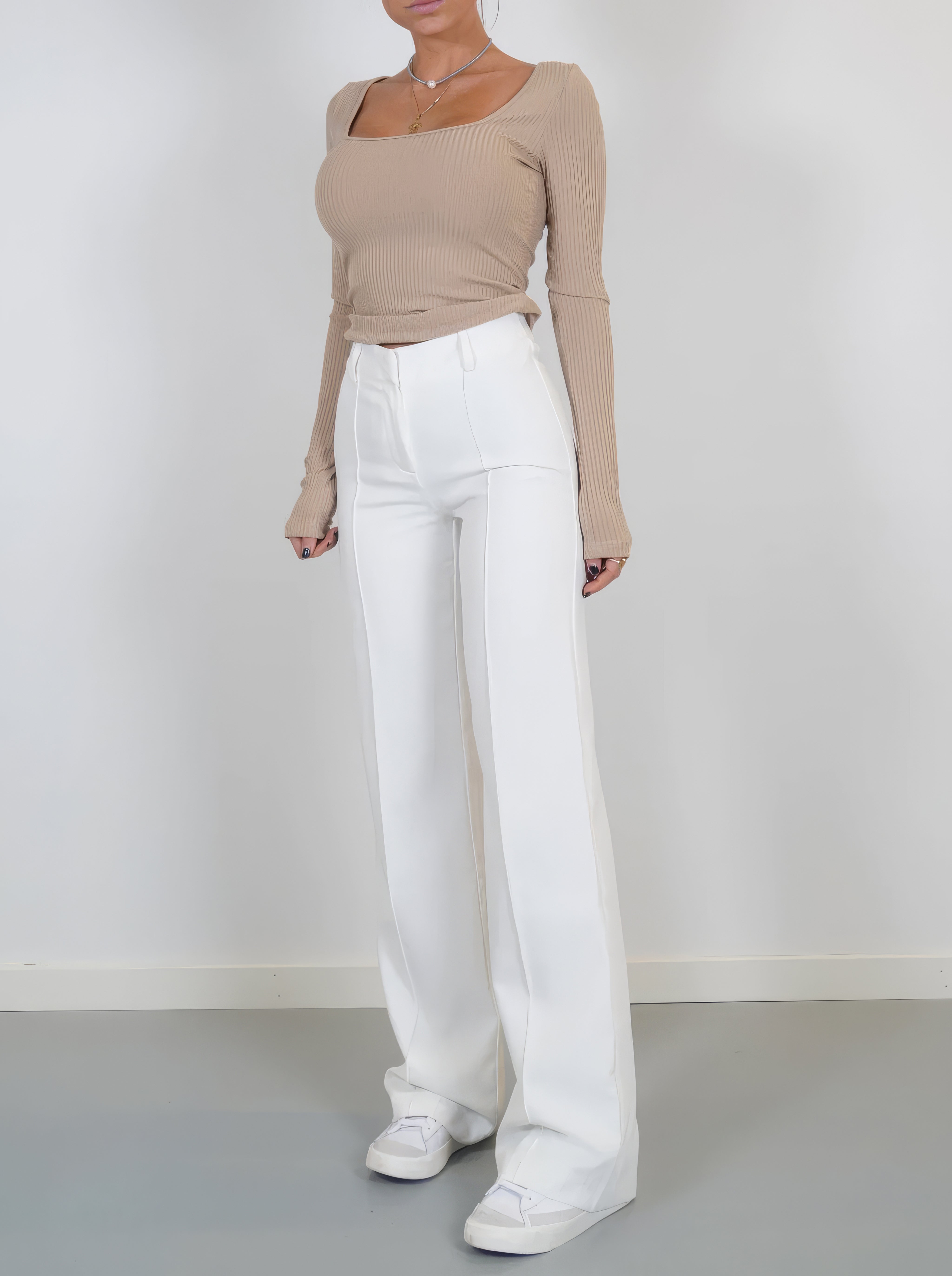 Pantalon Taille Haute à Pattes Droites