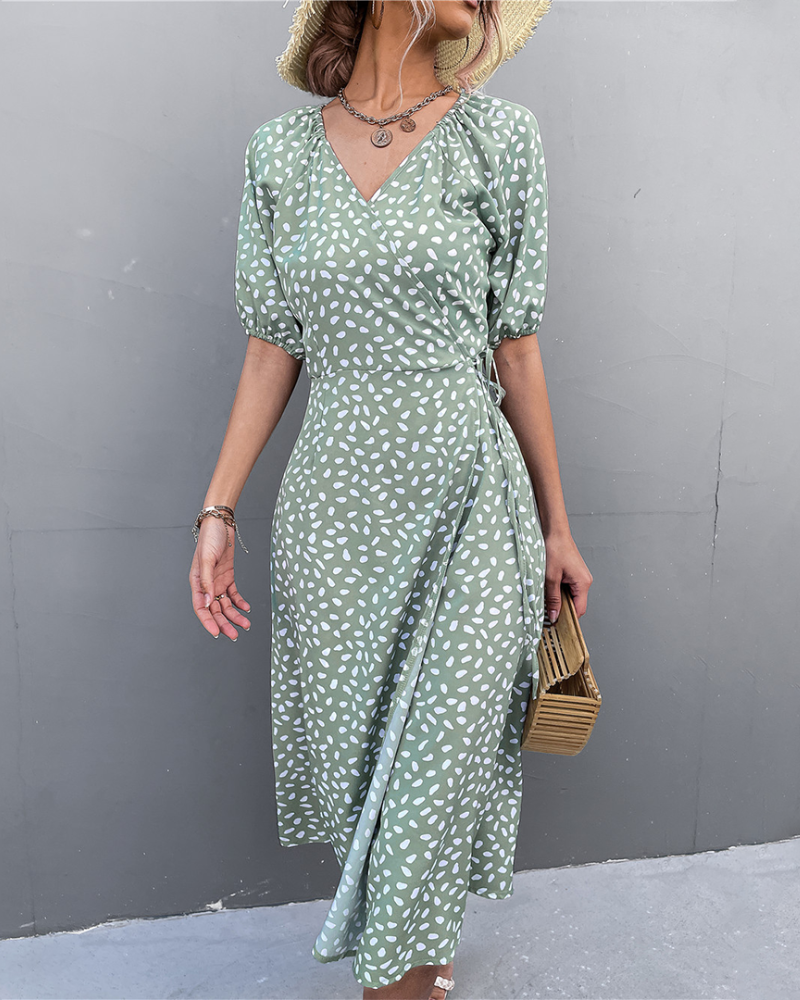 Robe midi élégante à imprimé léopard avec col en V