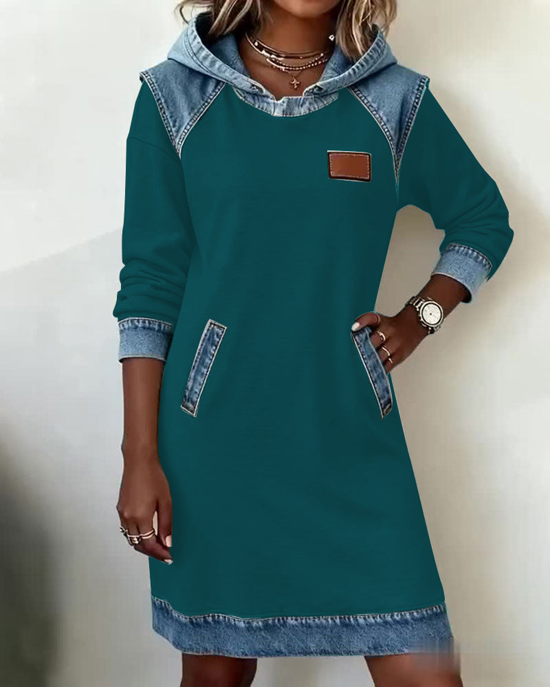 Robe avec Capuche et Panneaux Contrastés