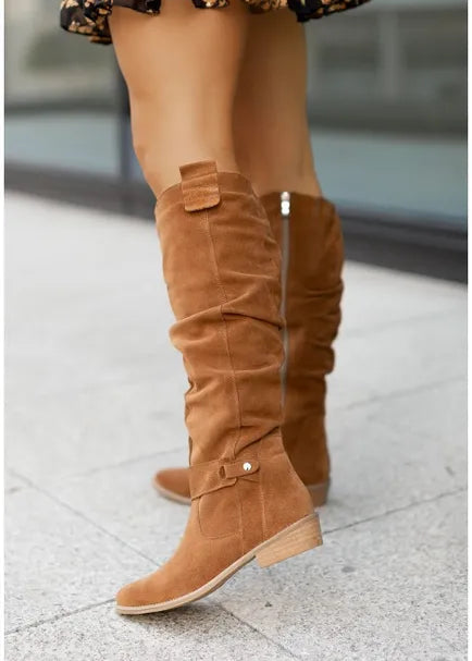 Bottes en Cuir pour Femme – Élégance & Style Intemporel