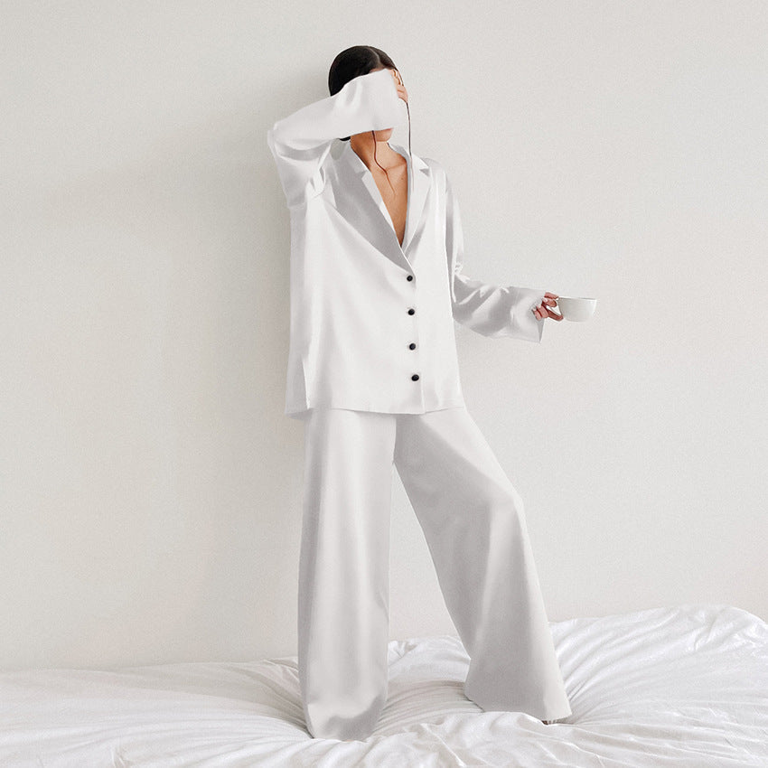 Pyjama satin boutonné ample