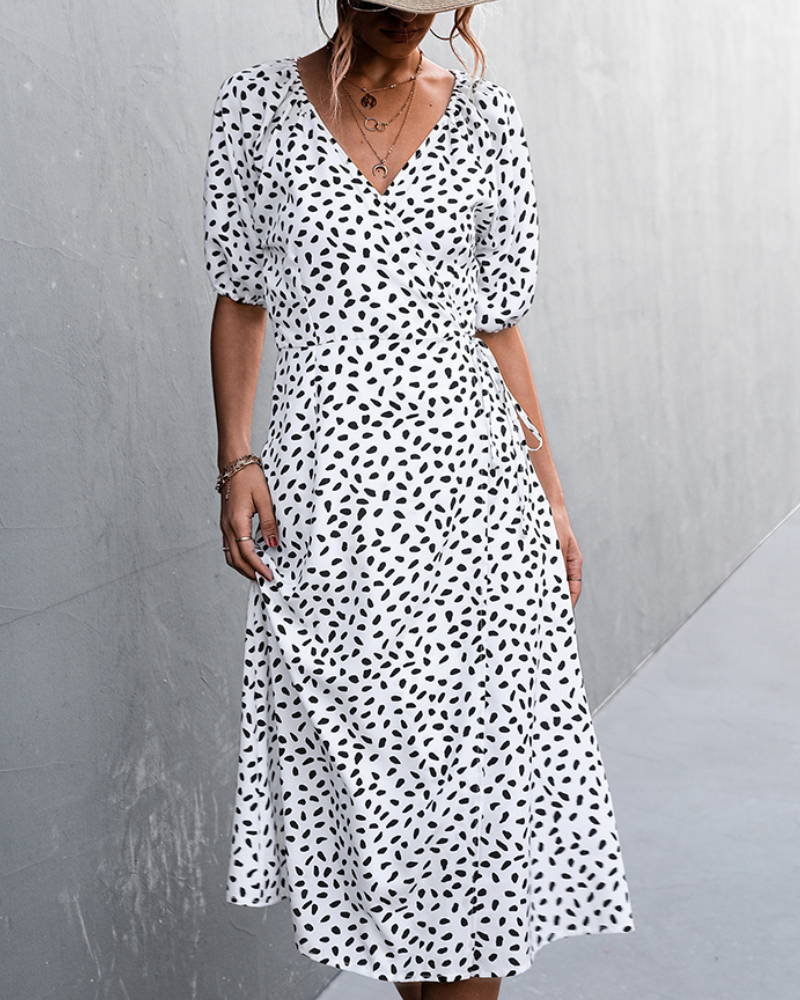 Robe midi élégante à imprimé léopard avec col en V