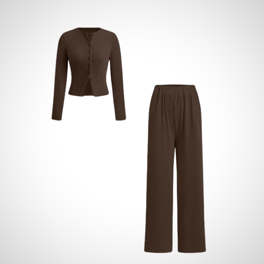 Ensemble t-shirt à boutons et pantalon confort