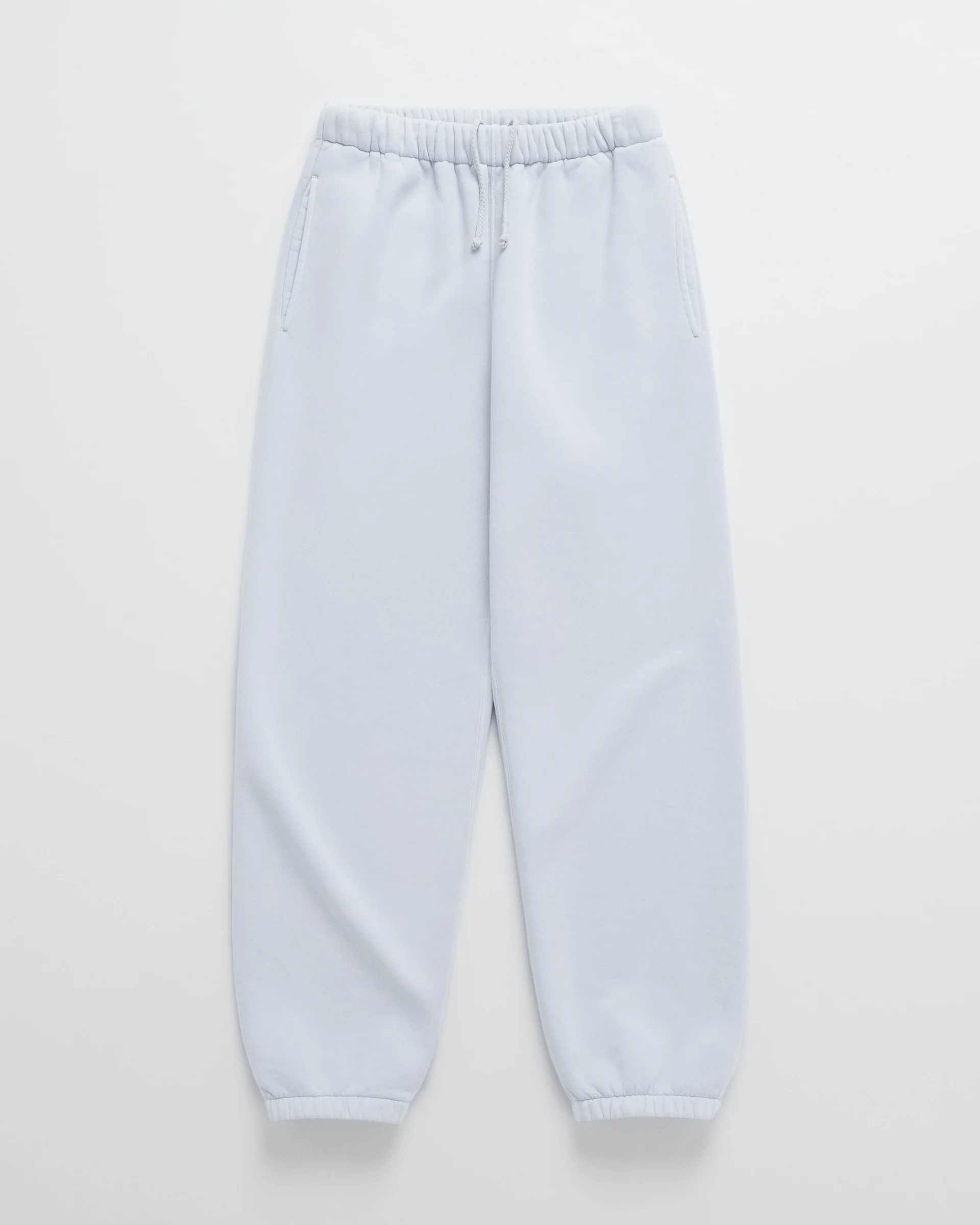 Sweat à Capuche Minimaliste et Confortable