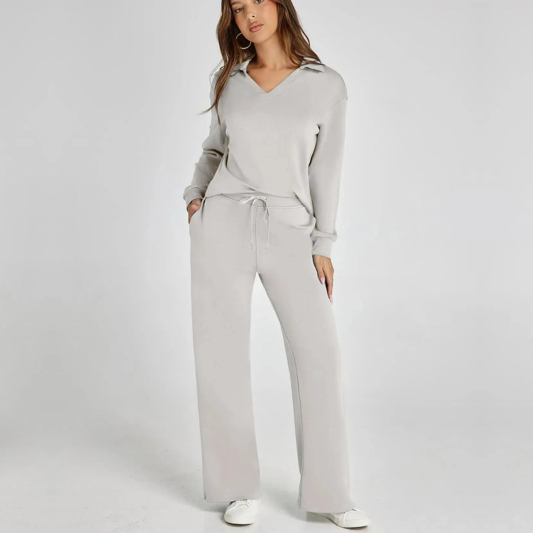 Ensemble de Loungewear Luxe avec Pantalon Confort et Col V