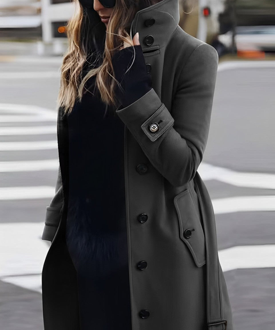 Manteau en Laine Intemporel à Coupe Ajustée