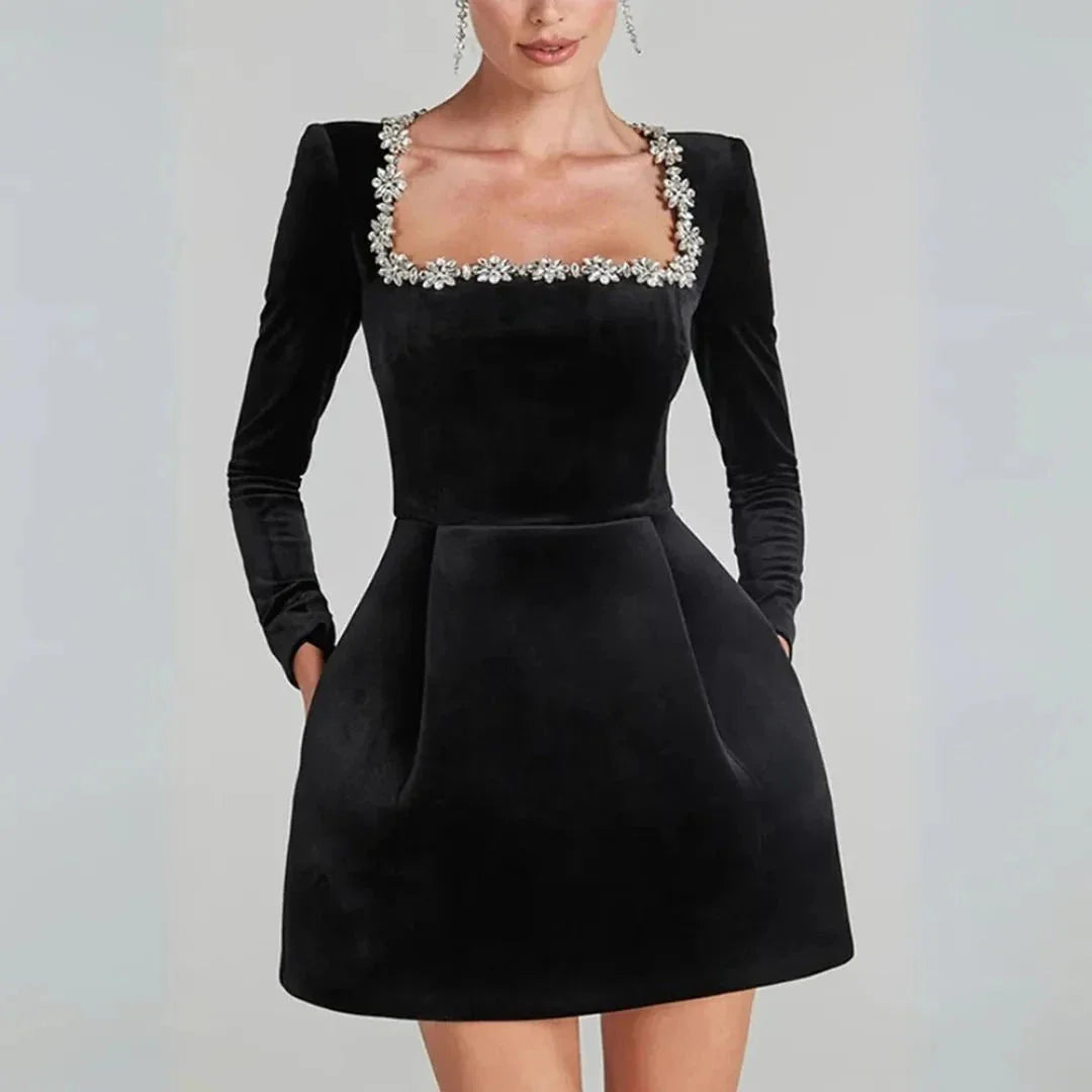 Robe Mini Velours & Tenue de Soirée Chic