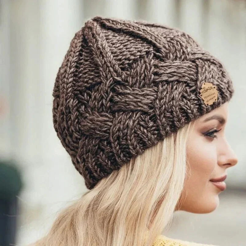 Bonnet en Tricot Doux et à la Mode