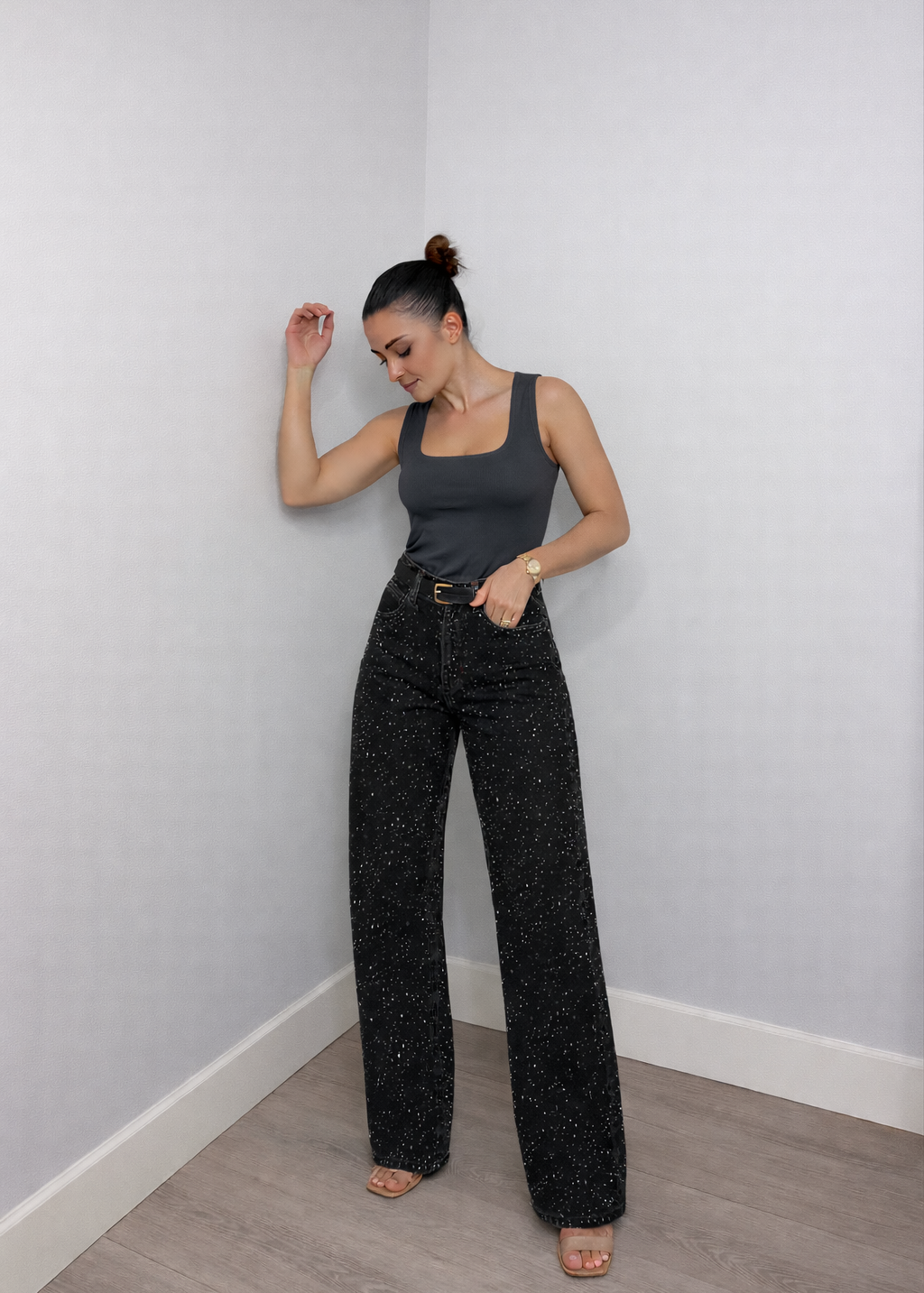 Jean Femme Droit Taille Haute avec Détails en Sequins