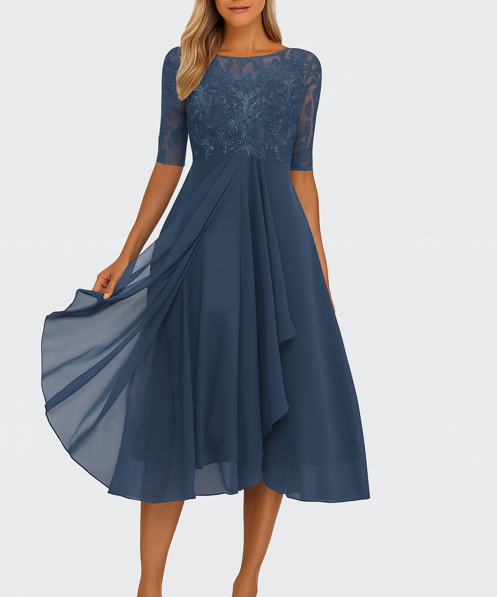Robe festive élégante pour femmes en dentelle et chiffon
