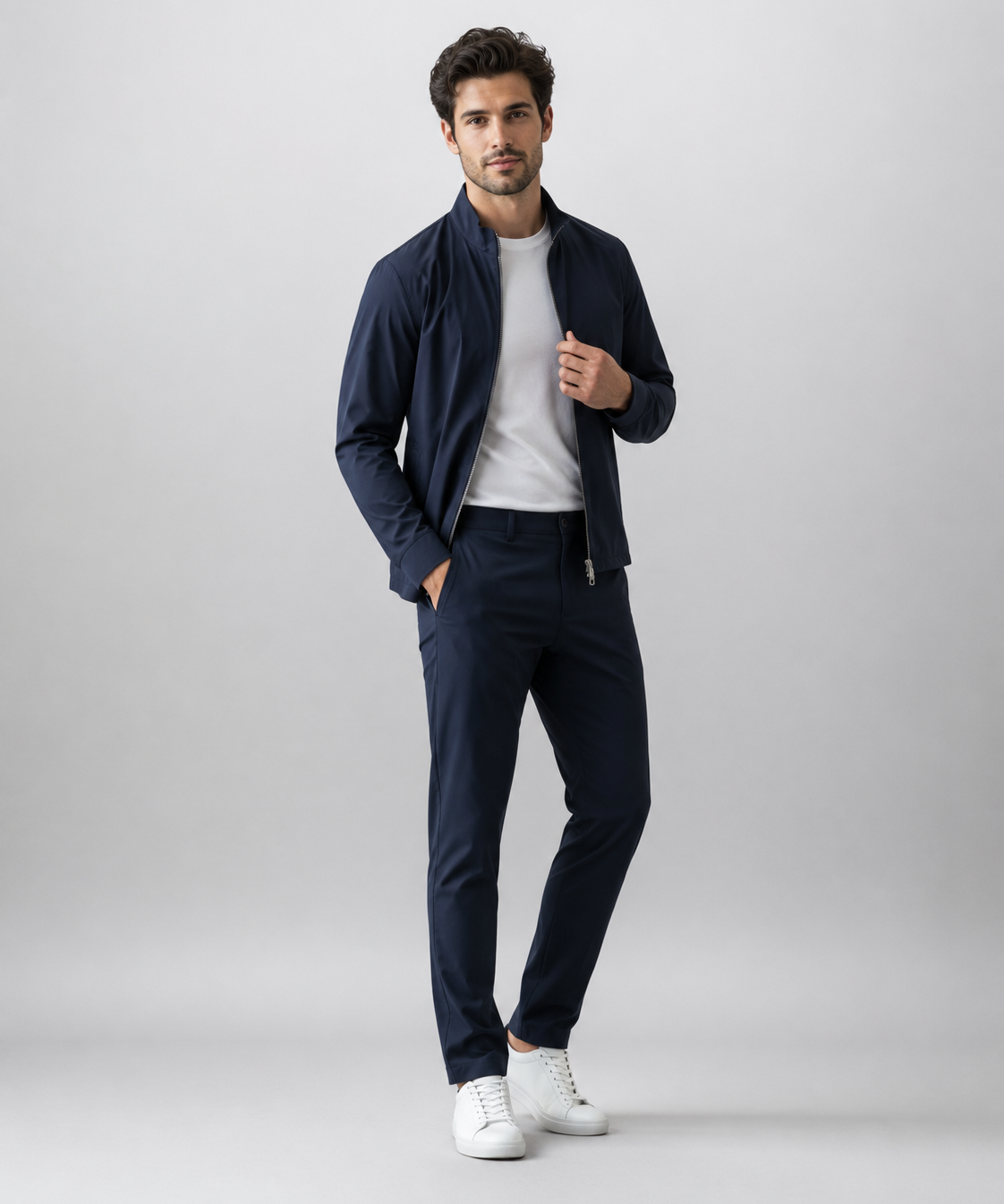 Ensemble de Survêtement – Coupe Technique avec Col Montant et Pantalons Étroits, Pour Tous les Jours