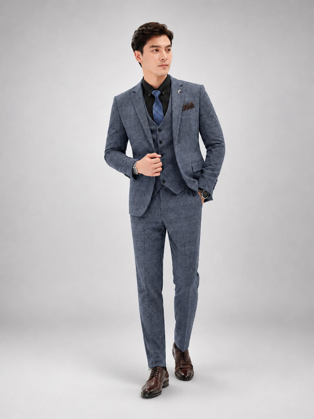 Costume Trois Pièces Coupe Slim – Gilet Ajusté et Pantalon pour Mariage et Cérémonie