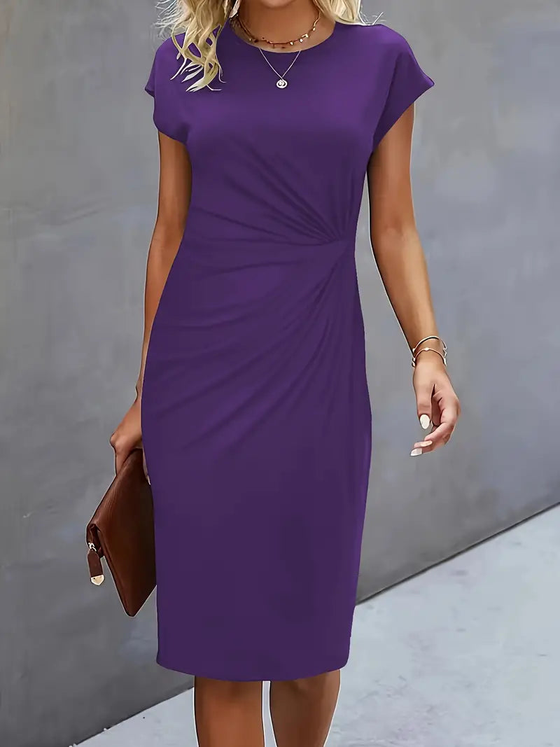 Robe Midi Intemporelle avec Silhouette Flatteuse