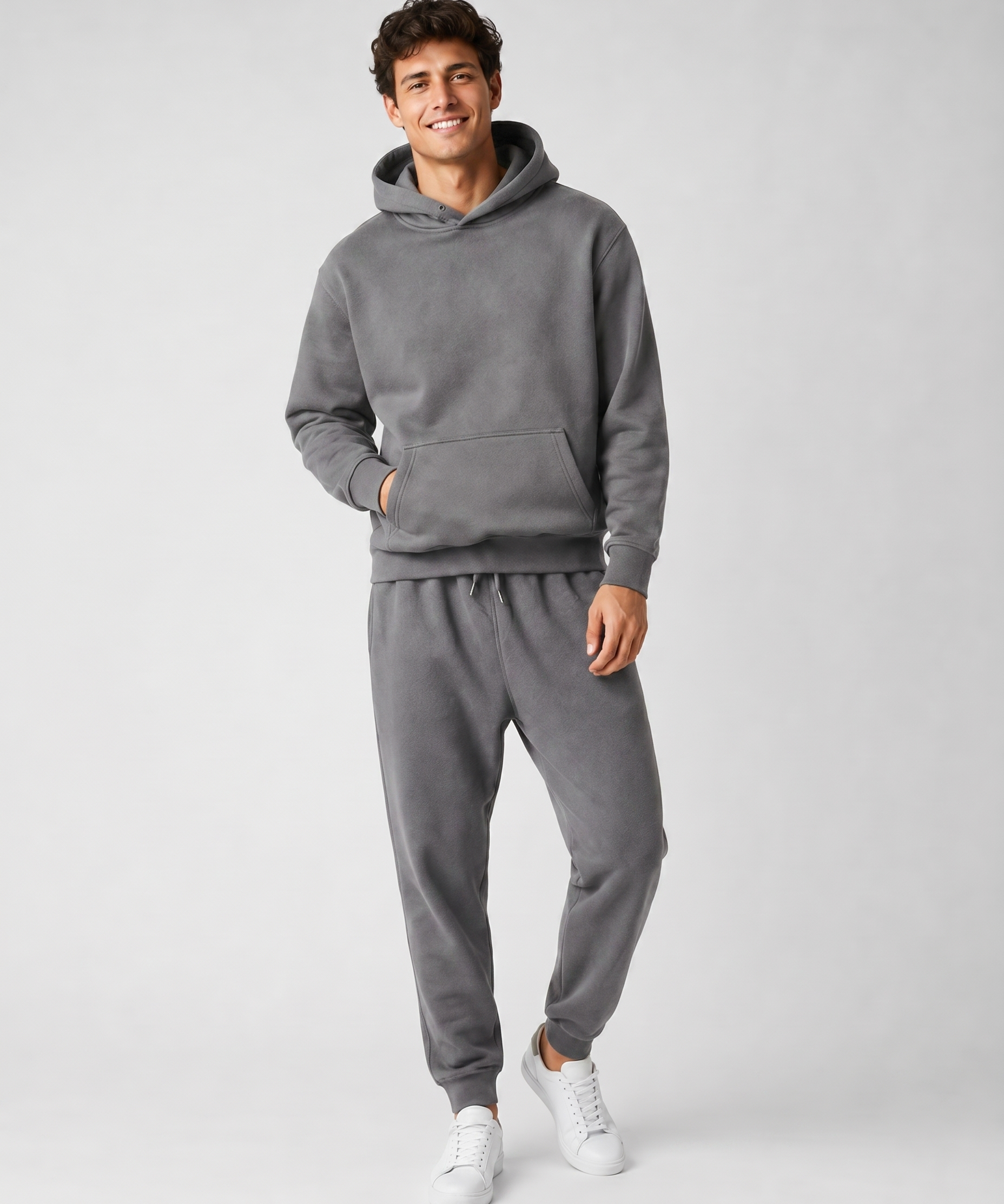 Ensemble à Capuche avec Poches – Coupe Ample Confort Quotidien Pour la Détente