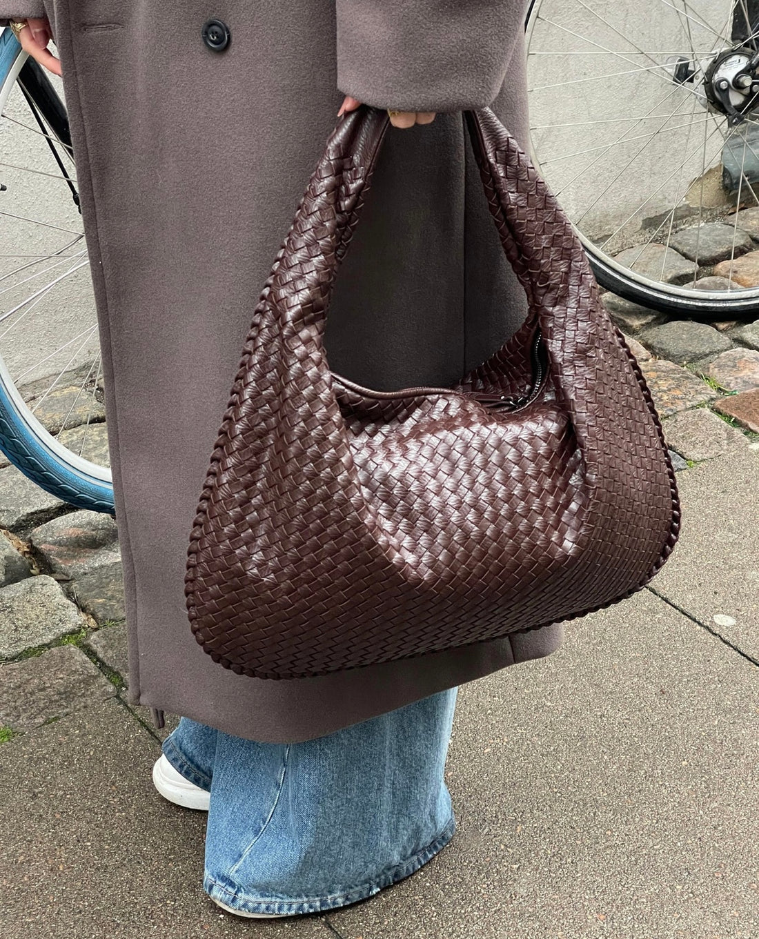 Sac cabas fourre-tout élégant en cuir vegan zippé