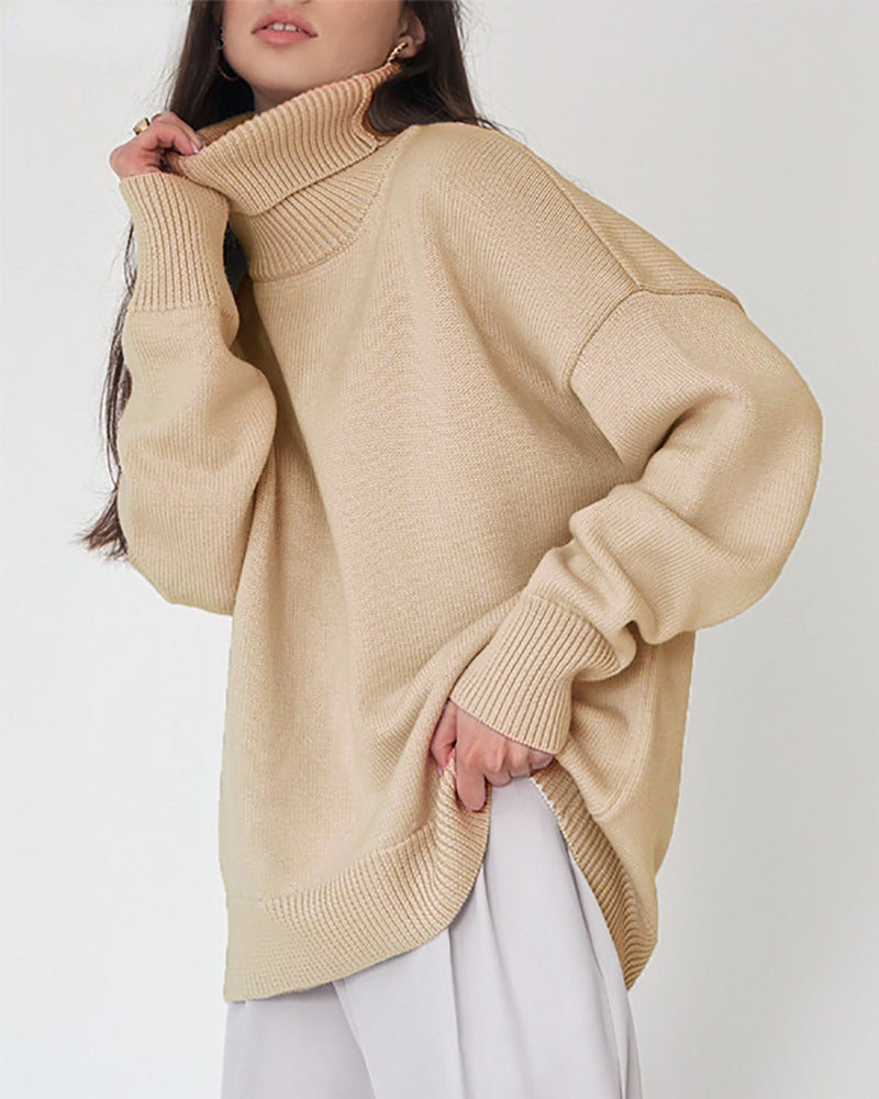 Pull femme à col roulé au style moderne et structuré