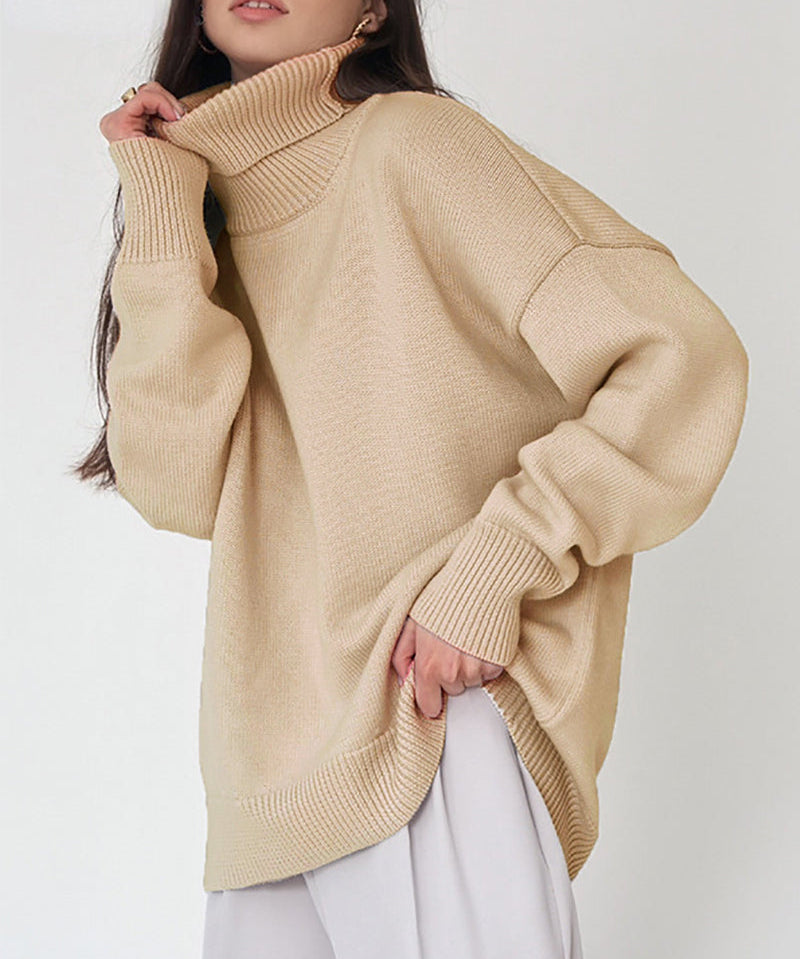 Pull femme à col roulé au style moderne et structuré