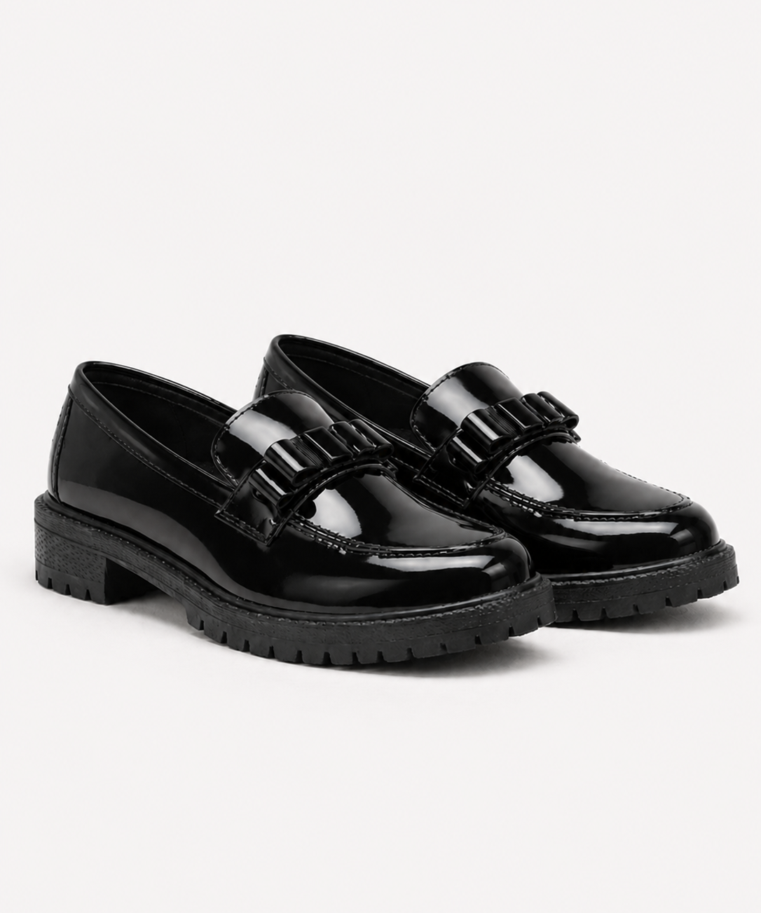 Mocassins Vernis – Semelle Épaisse Structurée, Coupe Classique, Pour le Quotidien et le Bureau