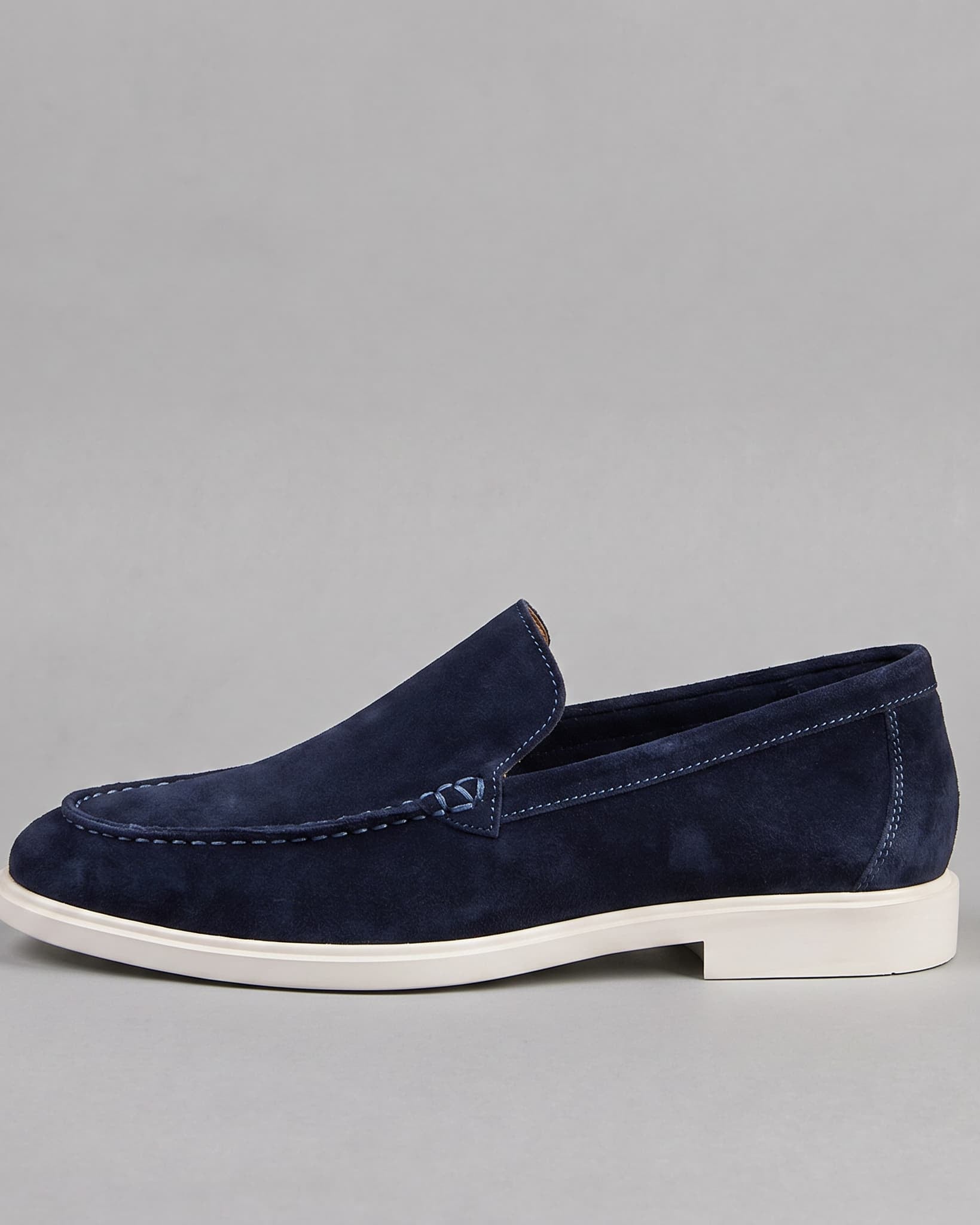 Mocassins en Daim – Modèle à Enfiler, Coutures Apparentes, Pour le Quotidien