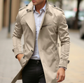 Trench urbain élégant homme