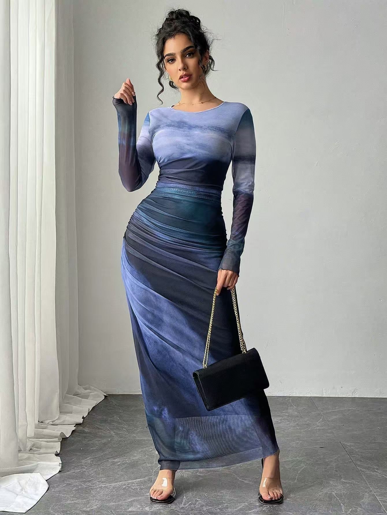 Robe maxi bodycon imprimée manches longues