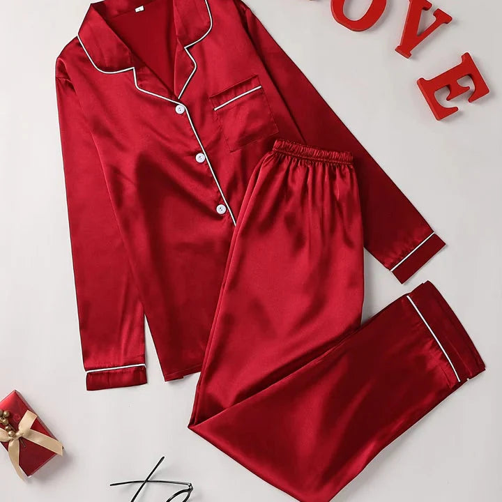 Ensemble Pyjama Satin Féminin – Manches Longues & Boutonné