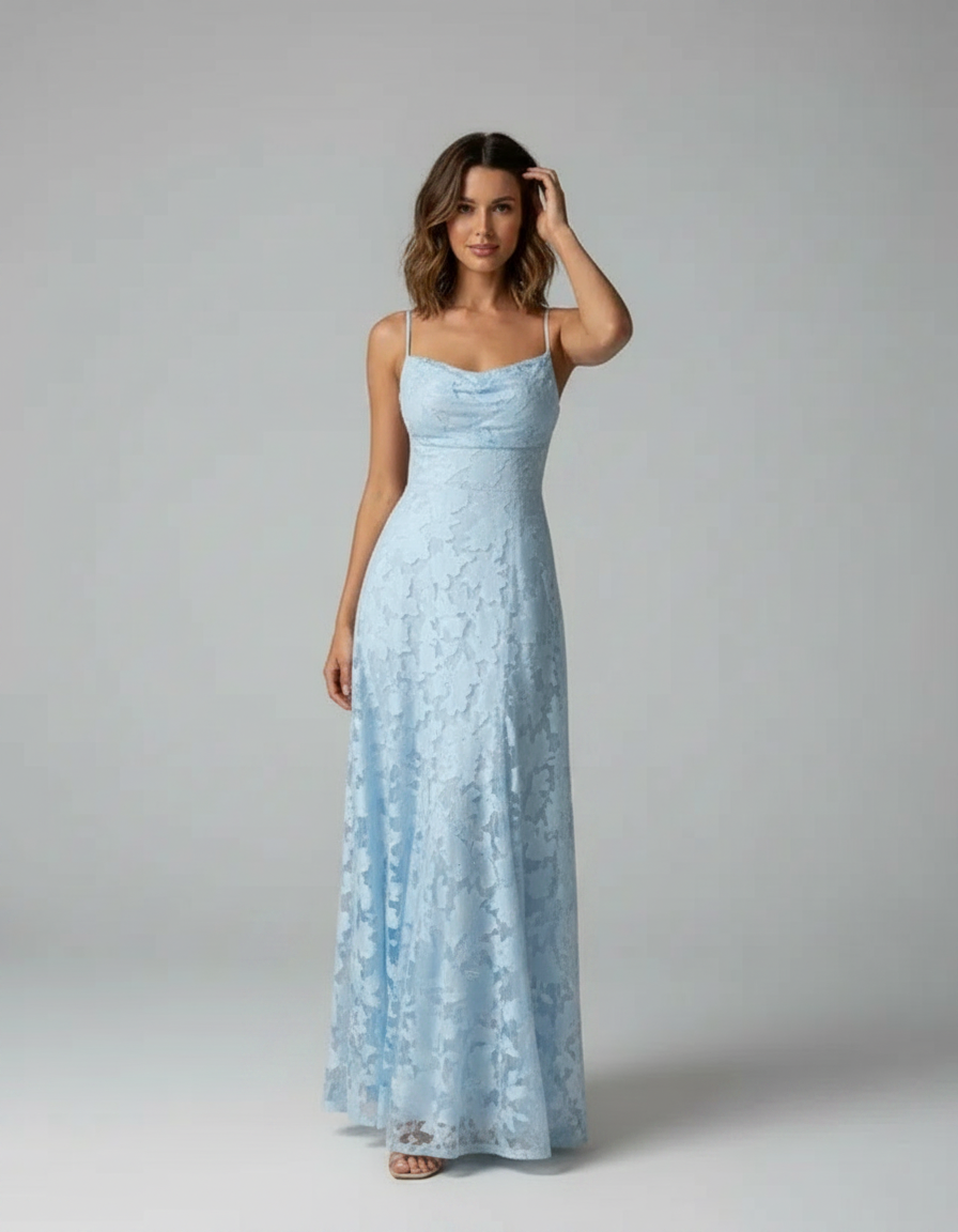 Robe Longue en Dentelle Col Carré - Élégante Silhouette Raffinée