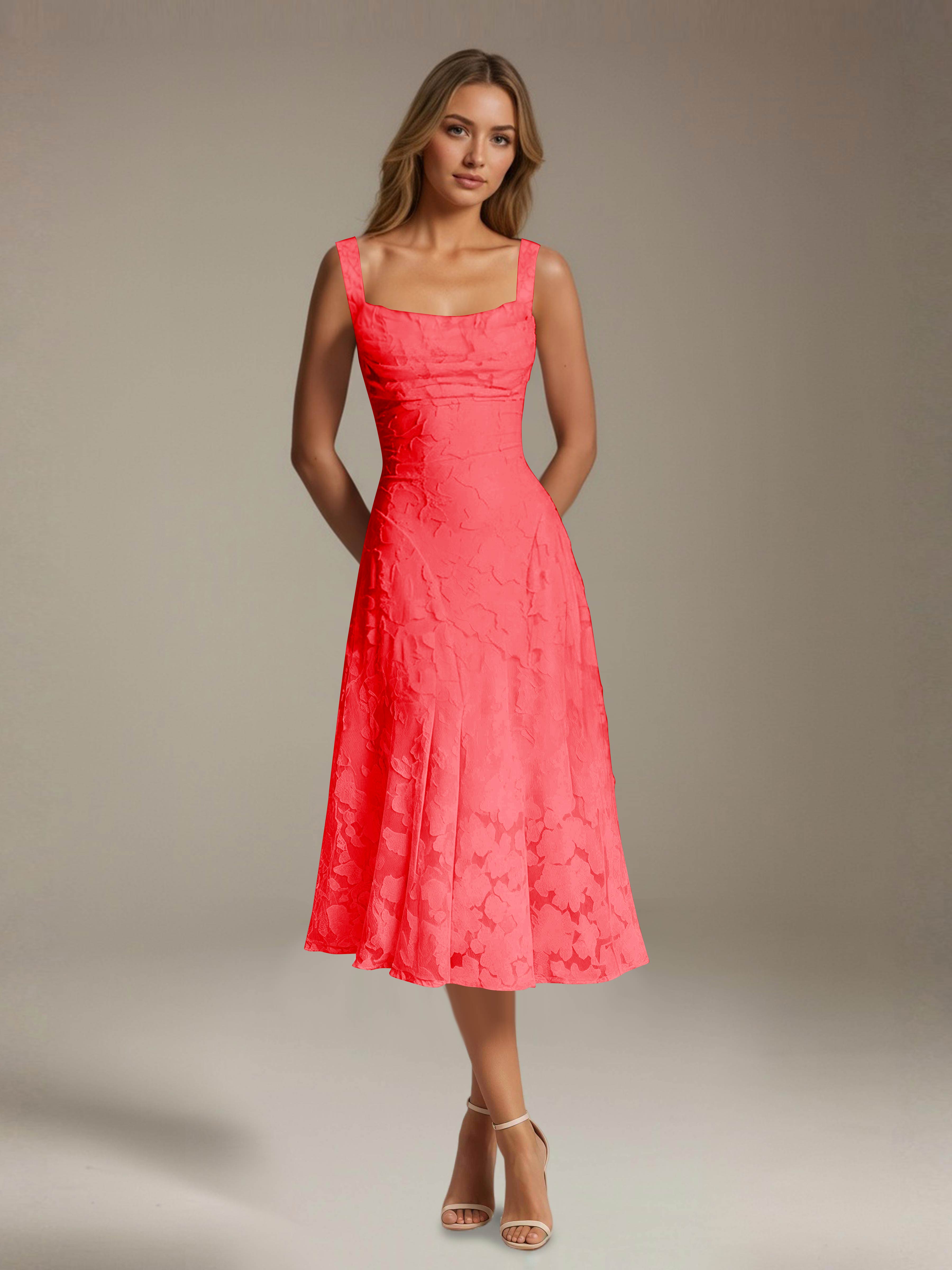 Robe Longue en Dentelle Col Carré Img 17