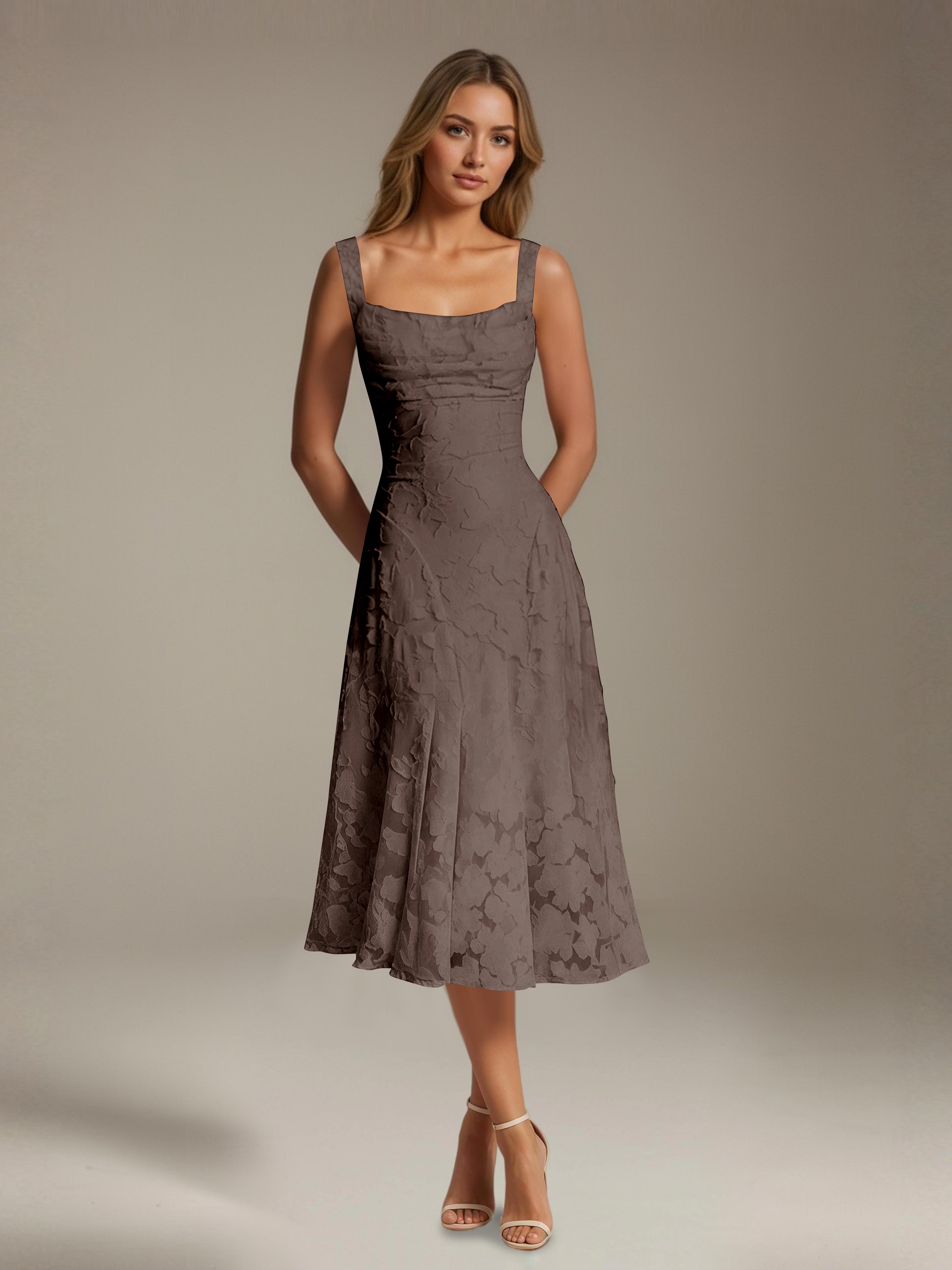 Robe Longue en Dentelle Col Carré Img 27