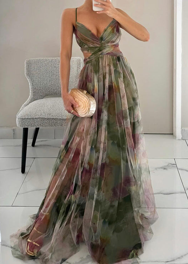 Robe d’Été Légère à Motif Floral – Silhouette Féminine Élégante