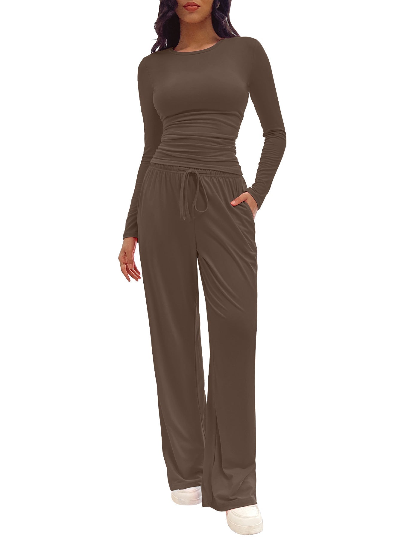 Ensemble Femme Deux Pièces au Style Moderne et Élégant
