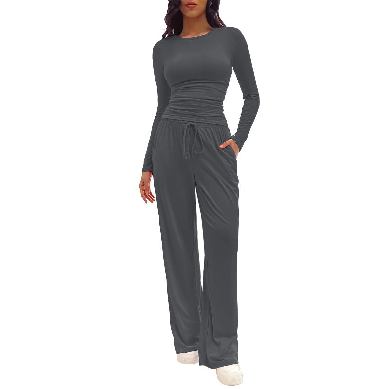 Ensemble Femme Deux Pièces au Style Moderne et Élégant
