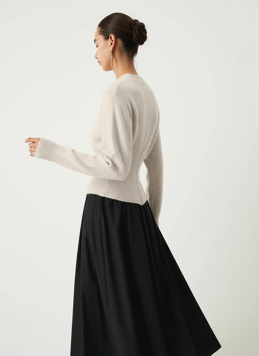 Pull à col rond coupe confortable et extensible