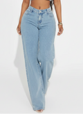 Jean baggy broderie contrastée