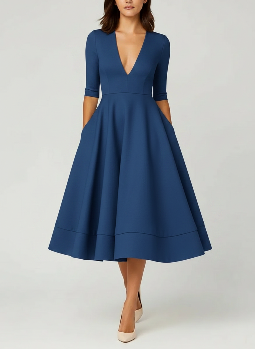 Robe midi col V plissée