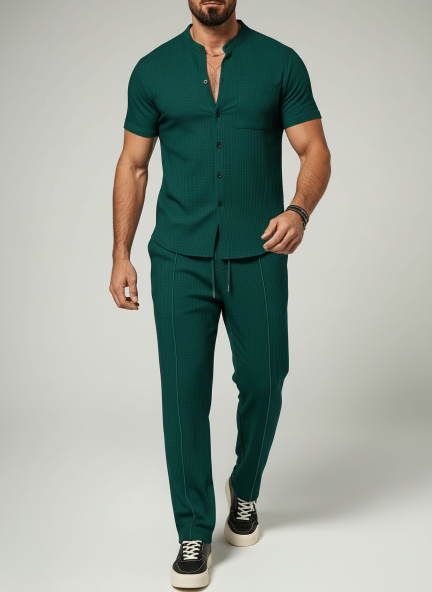 Chemise courte col montant bouton