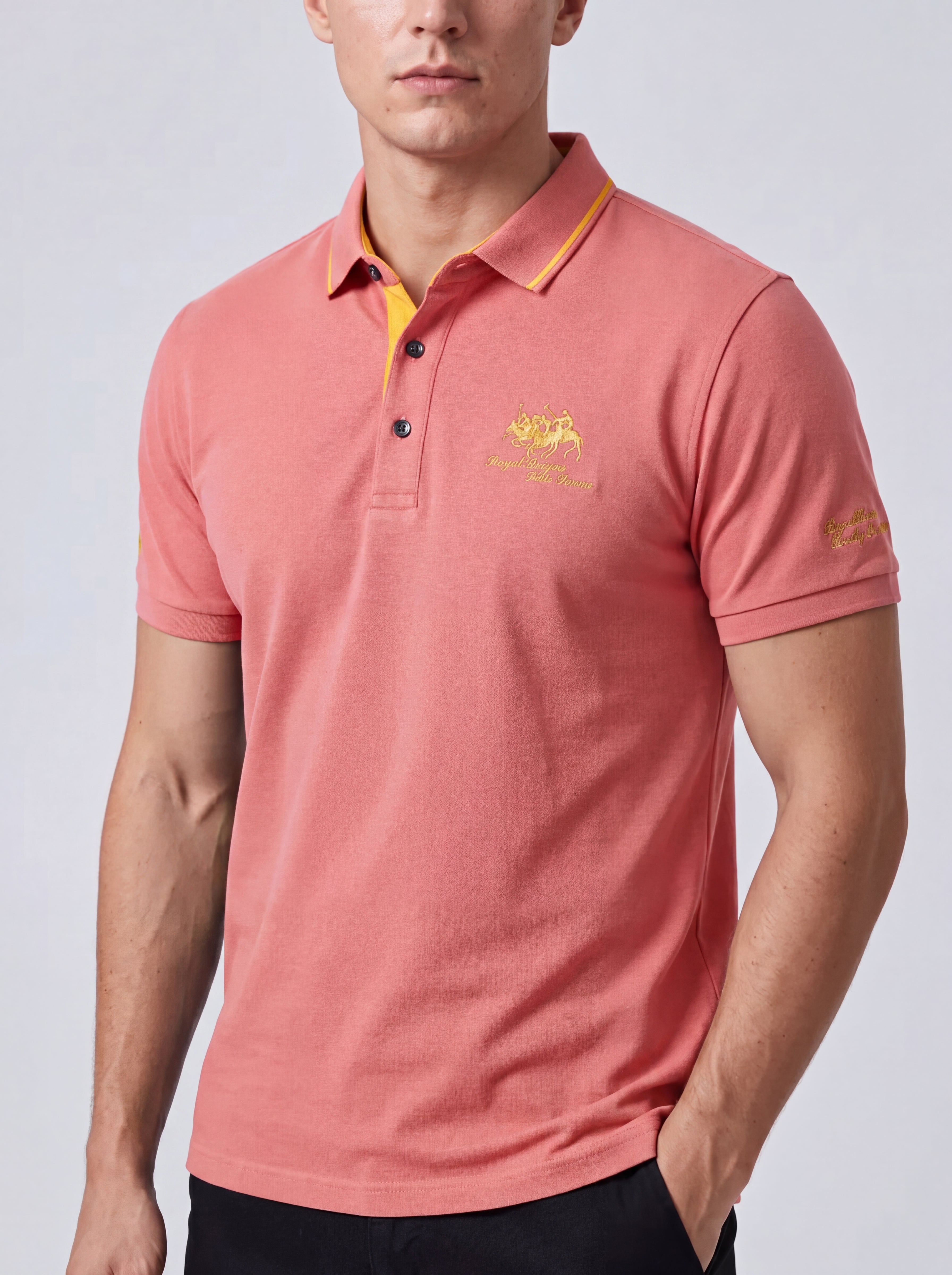 Polo ajusté col classique - Élégant look minimaliste chic