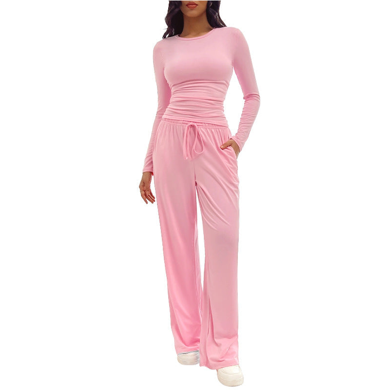Ensemble Femme Deux Pièces au Style Moderne et Élégant