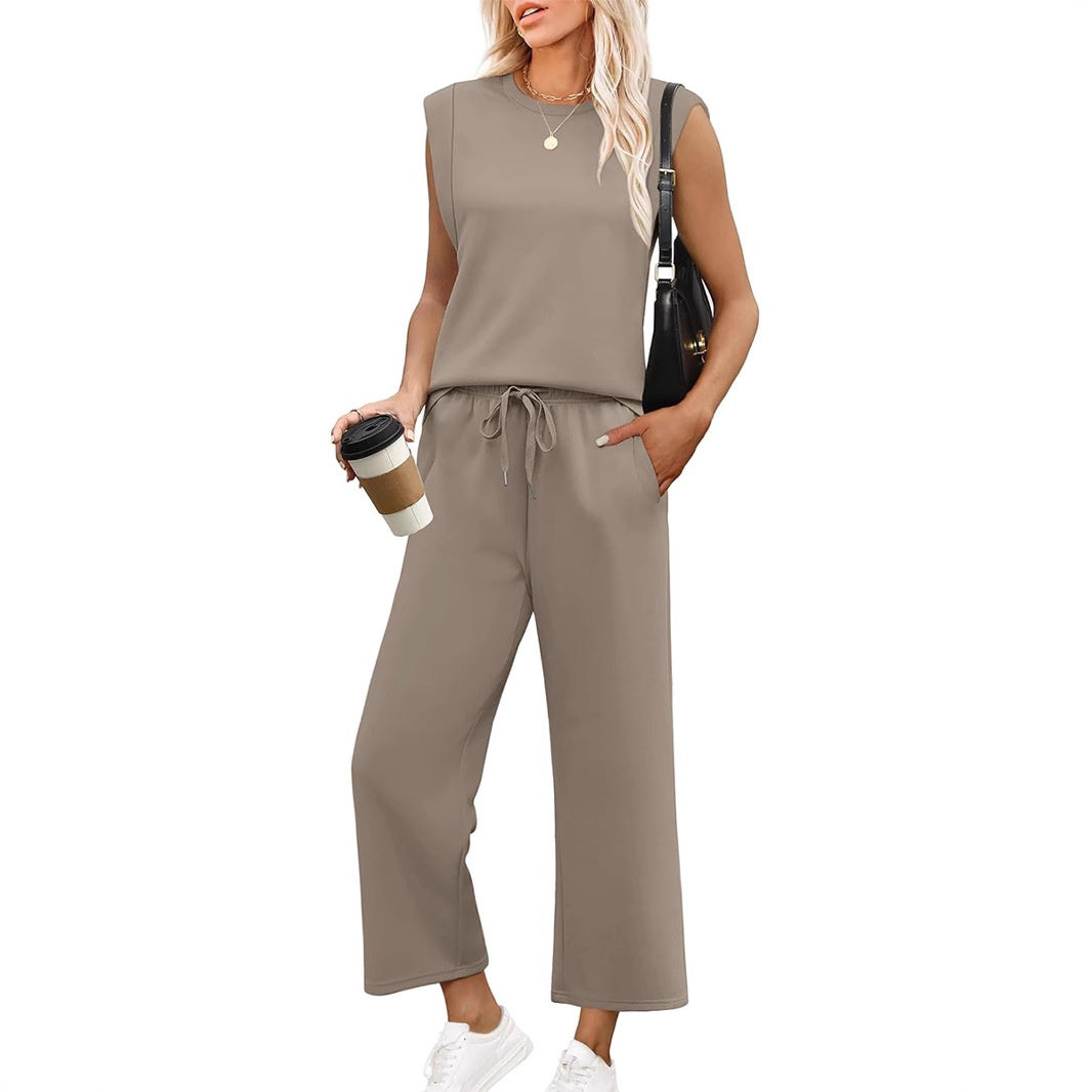 Ensemble Femme Deux Pièces – Doux, Élégant et Stylé
