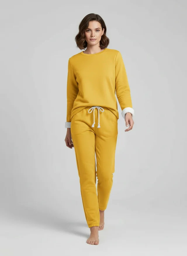 Ensemble détente féminin en tissu doux et raffiné