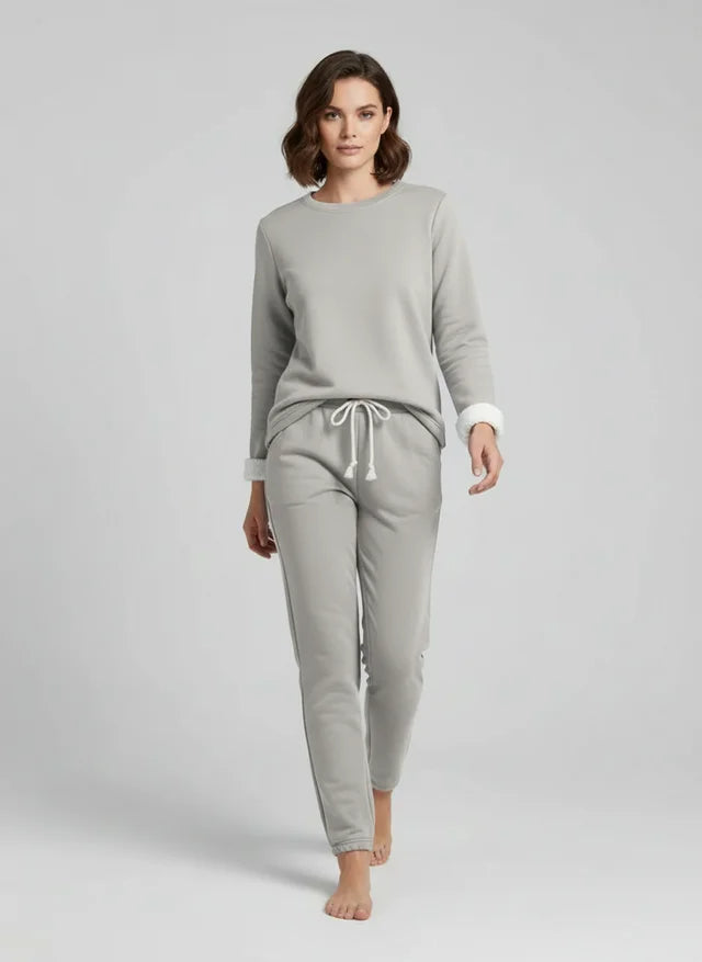 Ensemble détente féminin en tissu doux et raffiné
