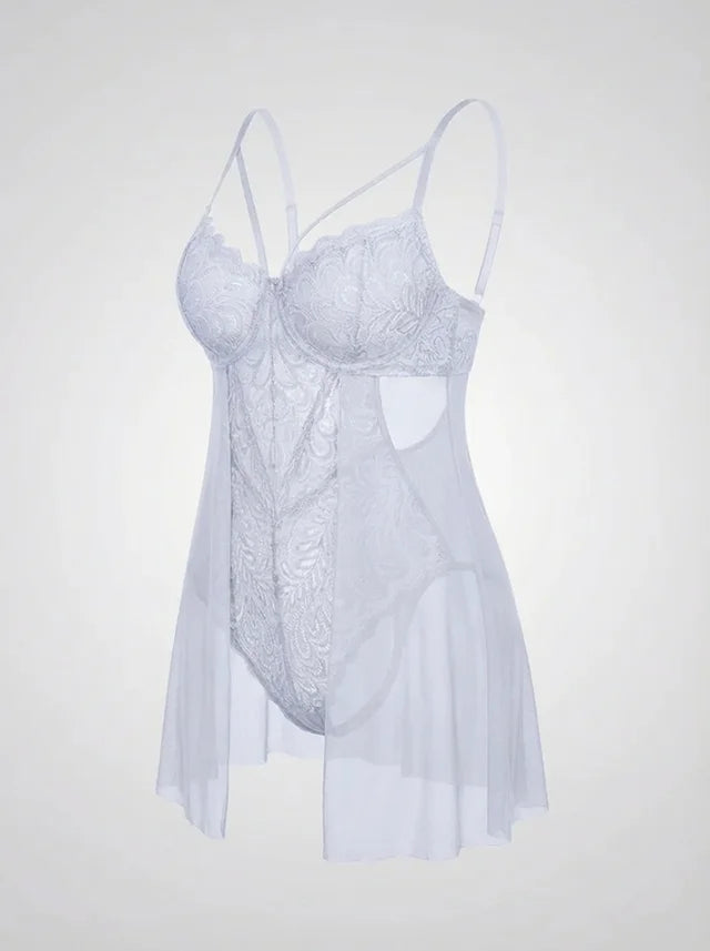 Teddy en Dentelle Élégant avec Superposition en Maille Aérée