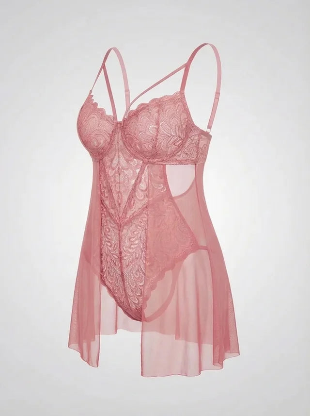 Teddy en Dentelle Élégant avec Superposition en Maille Aérée