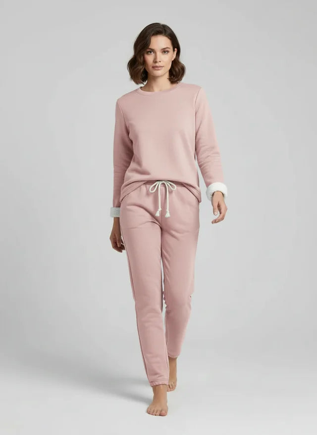 Ensemble détente féminin en tissu doux et raffiné
