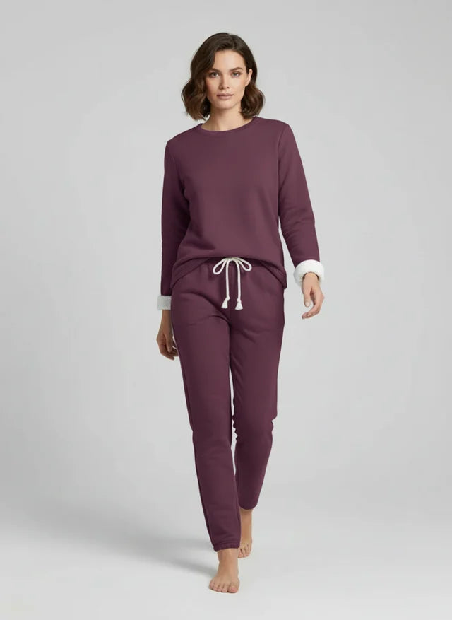 Ensemble détente féminin en tissu doux et raffiné